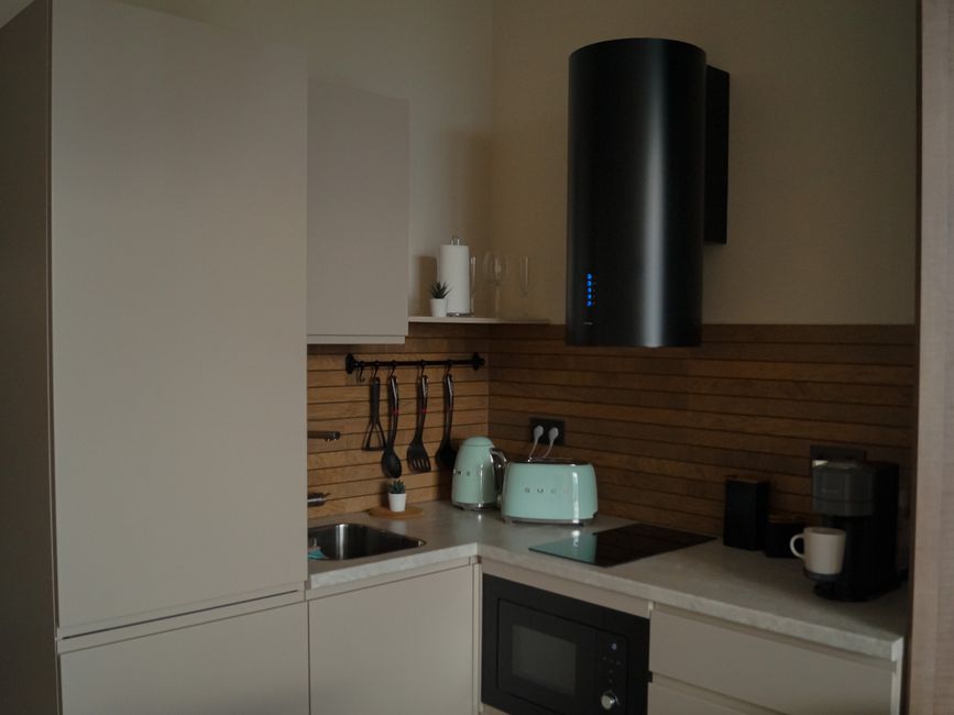 Small-Space Brewing: How to Make Great Beer in a Studio Apartment